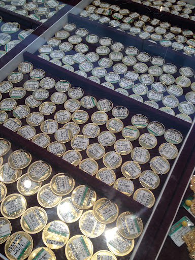 Gold coins. Ever seen so much pure gold at once?!