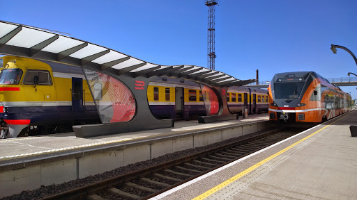 Old yellow Latvian railway, New orange Estonian railway